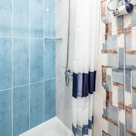 Cozy Center Apartman *