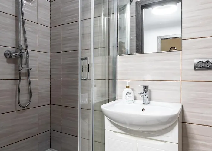 Cozy Center Apartman *