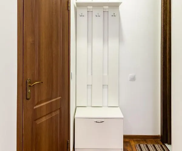 Cozy Center Apartman *